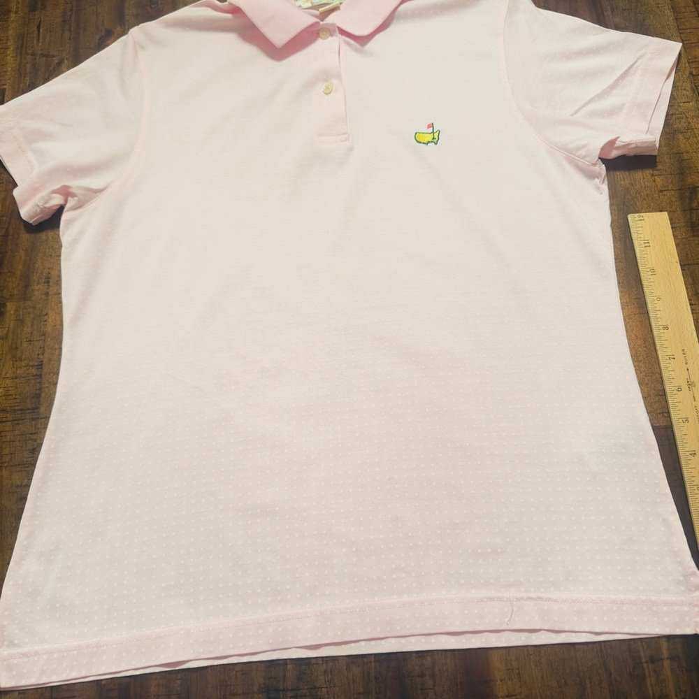 Master’s Pink Blouse with Short Sleeves and Collar